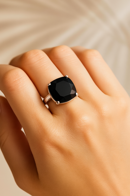 Medium Square Onyx Ring - Size 7