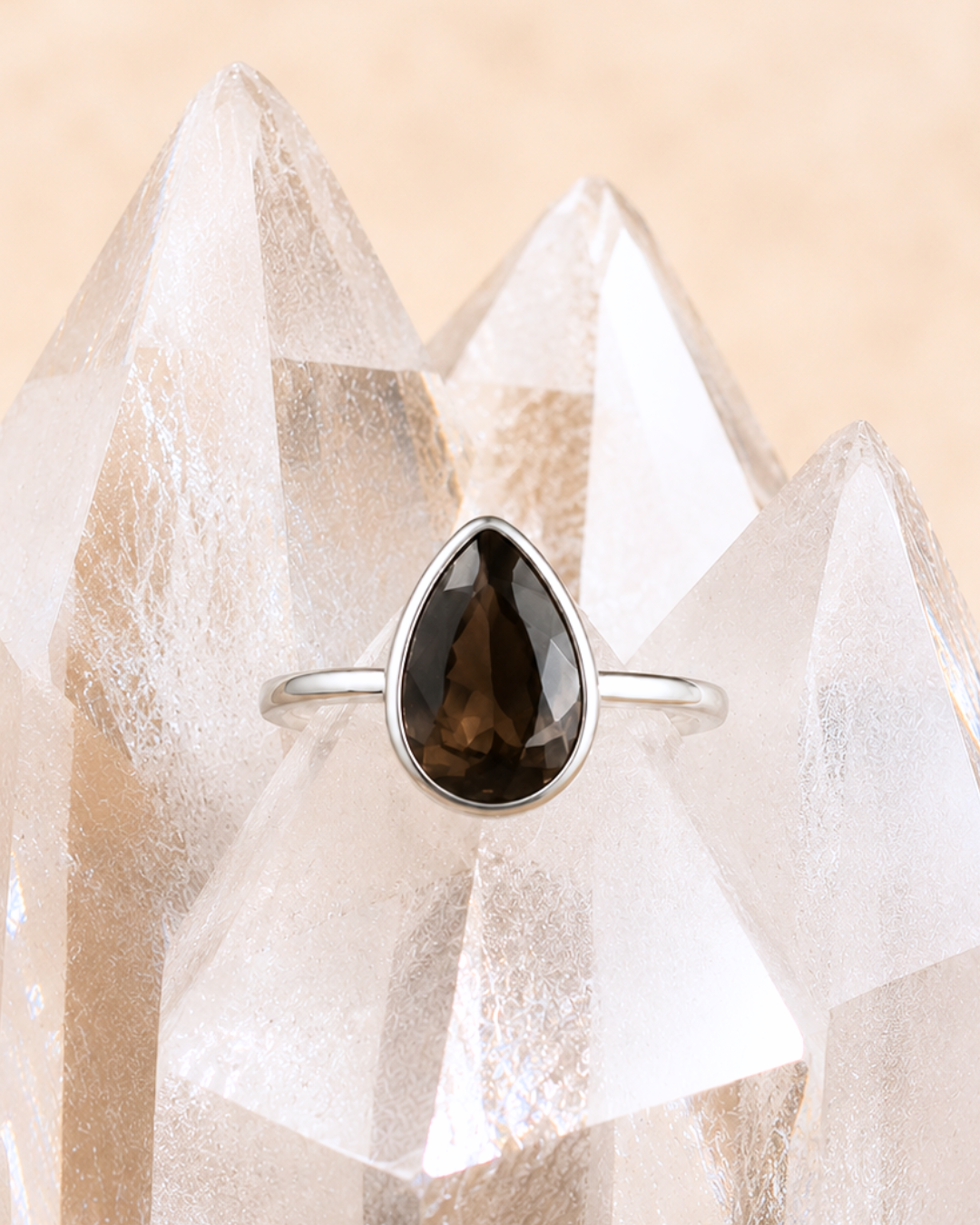 Round Pointed Onyx Ring - Size 7